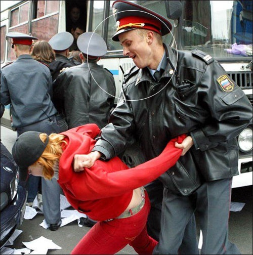 довольный мент