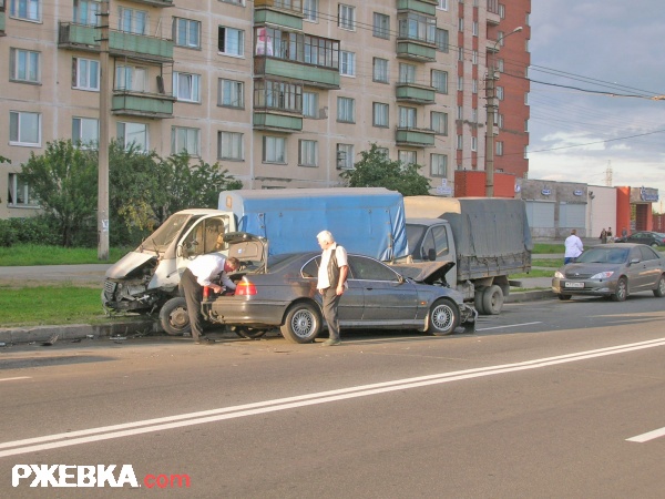 ДТП напротив дома №26 по Хасанской улице