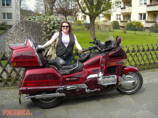 Honda Wings, 1,5 литра, 6 цилинров